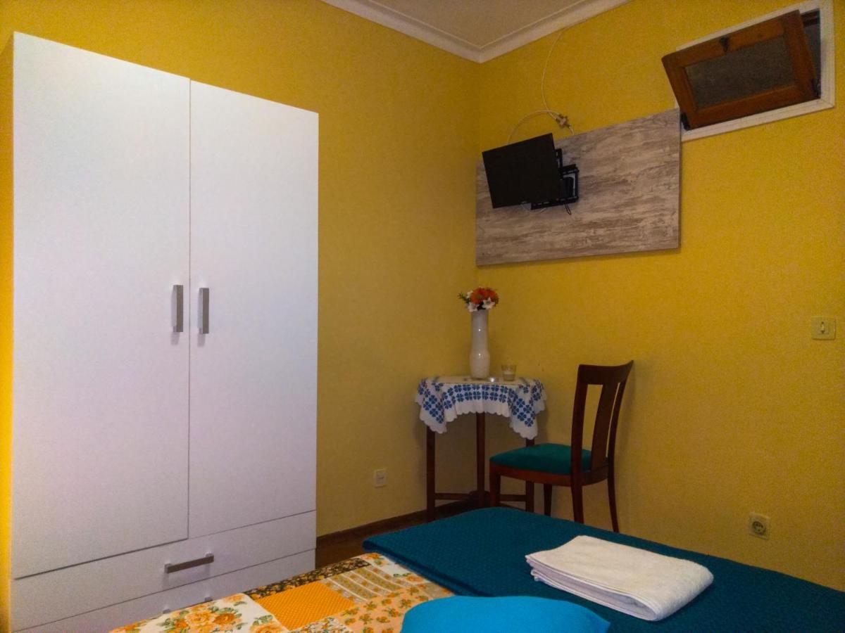 Friends In Braga - Charming Bedrooms In The Historic Center Zewnętrze zdjęcie